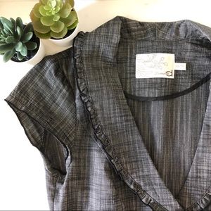 2/$25 - Fitted short sleeved blazer